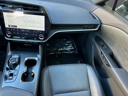 Used 2023 Lexus RZ 450e Premium image 29