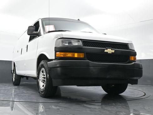 Used 2019 Chevrolet Express 2500 image 53
