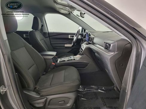 Certified 2022 Ford Explorer XLT AWD/4WD image 18