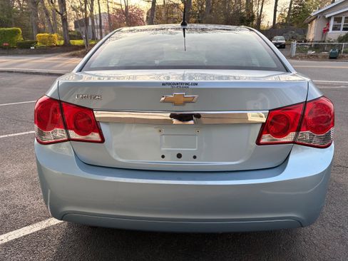 Used 2012 Chevrolet Cruze LS w/ Connectivity Package FWD image 6