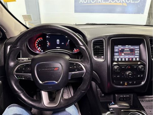 Used 2020 Dodge Durango SXT image 36