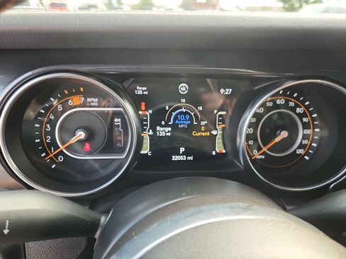 Used 2023 Jeep Wrangler Unlimited Rubicon 392 w/ Xtreme Recon 35" Tire Package AWD/4WD image 19