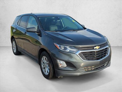 Used 2018 Chevrolet Equinox LT FWD image 3