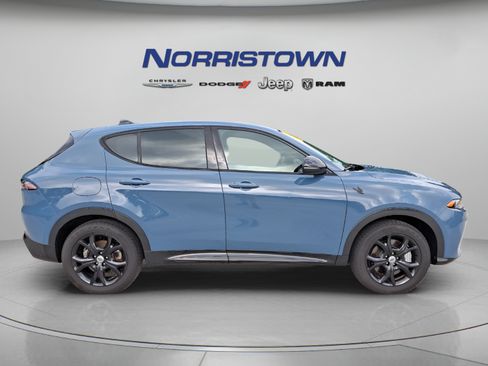 Used 2024 Dodge Hornet R/T Plus w/ R/T Blacktop Package AWD/4WD image 7