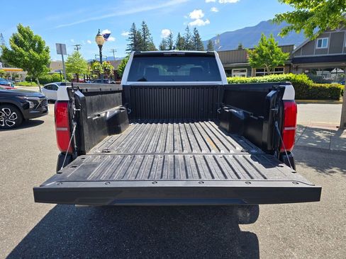Used 2024 Toyota Tacoma SR RWD image 15