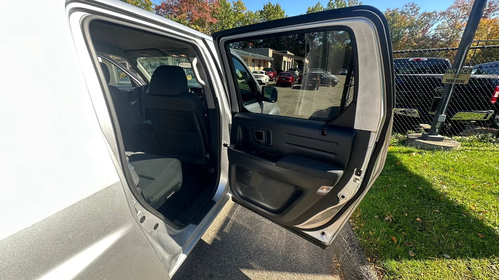 Used 2014 Honda Ridgeline Sport image 36