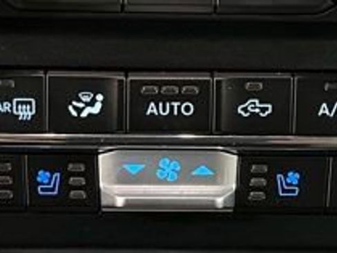 Used 2024 Ford F350 Lariat w/ Lariat Ultimate Package image 31