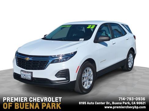 Certified 2022 Chevrolet Equinox LS image 1