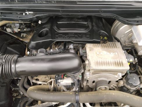 Used 2021 RAM 1500 Laramie image 30