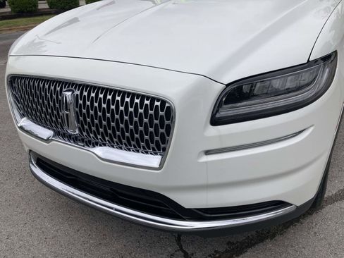 Certified 2022 Lincoln Nautilus AWD w/ Premium Package image 10