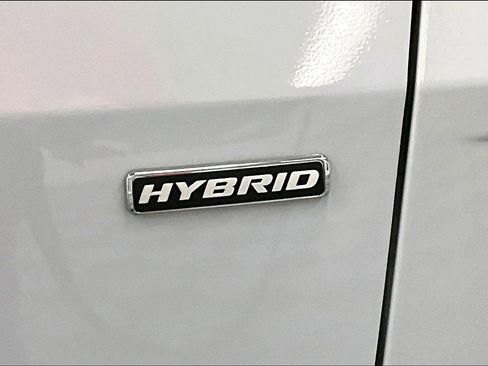 Used 2025 Ford Escape ST-Line w/ Equipment Group 301A FWD image 9