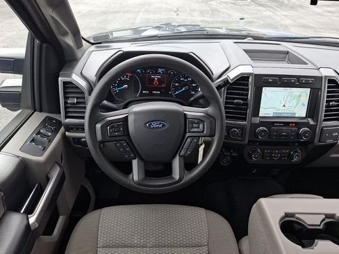 Used 2020 Ford F350 XLT w/ XLT Premium Package AWD/4WD image 11
