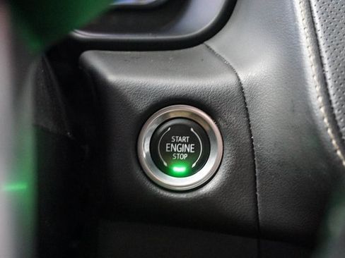 Used 2022 GMC Yukon SLT w/ SLT Premium Package image 33