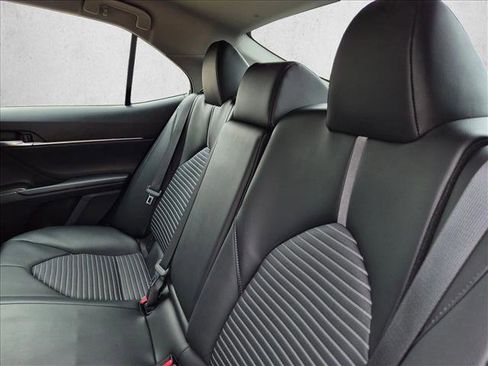 Used 2024 Toyota Camry SE FWD image 17