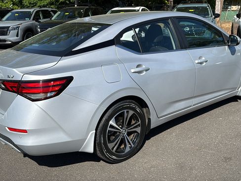 Certified 2022 Nissan Sentra SV FWD image 24