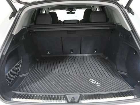 Used 2025 Audi Q5 Premium Plus w/ Premium Plus AWD/4WD image 20