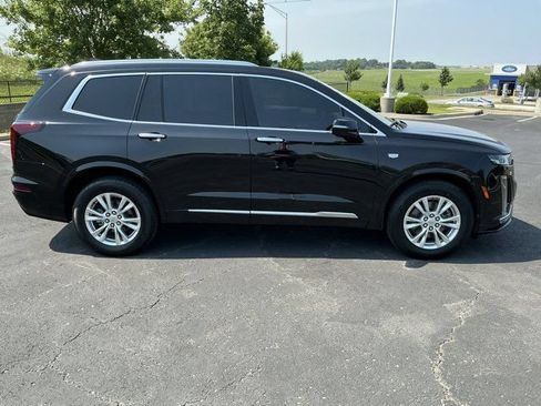Used 2024 Cadillac XT6 Luxury w/ LPO, Floor Liner Package AWD/4WD image 3