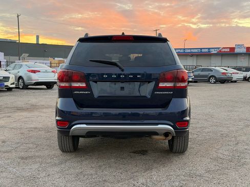 Used 2020 Dodge Journey Crossroad image 6