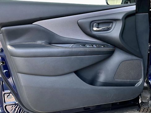 Certified 2023 Nissan Murano S FWD image 21