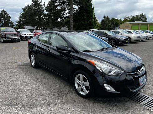 Used 2012 Hyundai Elantra GLS w/ Preferred Pkg 3 FWD image 1