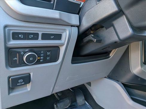 Used 2022 Ford F150 XLT w/ Equipment Group 302A High image 16