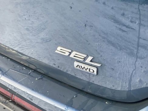 Used 2016 Ford Edge SEL w/ Equipment Group 201A image 30