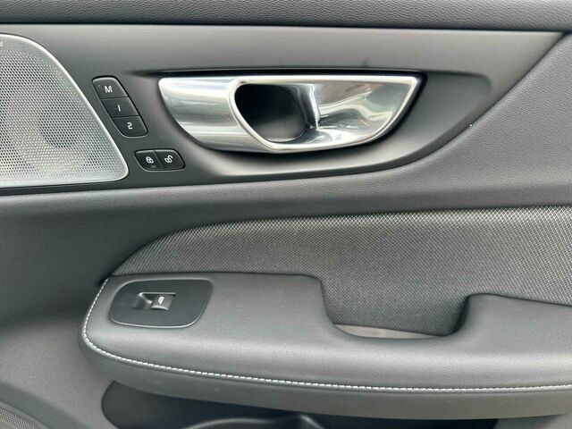 Used 2023 Volvo V60 T8 Polestar AWD/4WD image 21