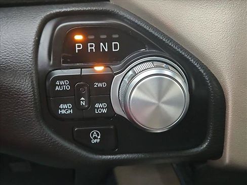 Used 2021 RAM 1500 Laramie AWD/4WD image 12