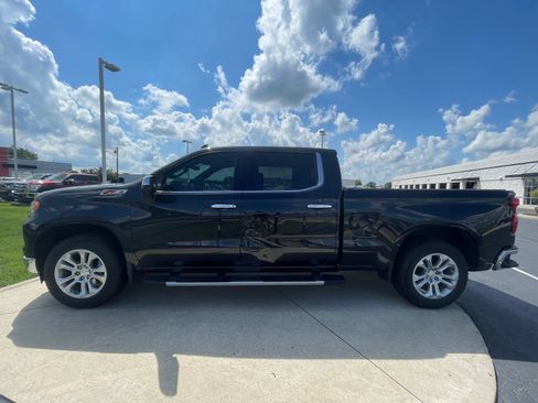 Used 2023 Chevrolet Silverado 1500 LTZ w/ LTZ Premium Package AWD/4WD image 4