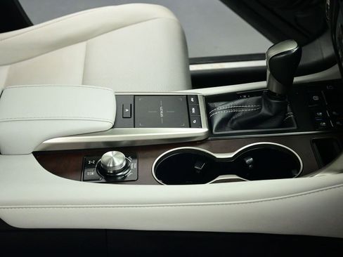 Used 2021 Lexus RX 350 350 image 31