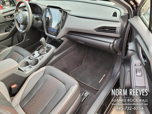 Certified 2025 Subaru Crosstrek 2.5i Limited w/ Crosstrek Mirror Package image 23