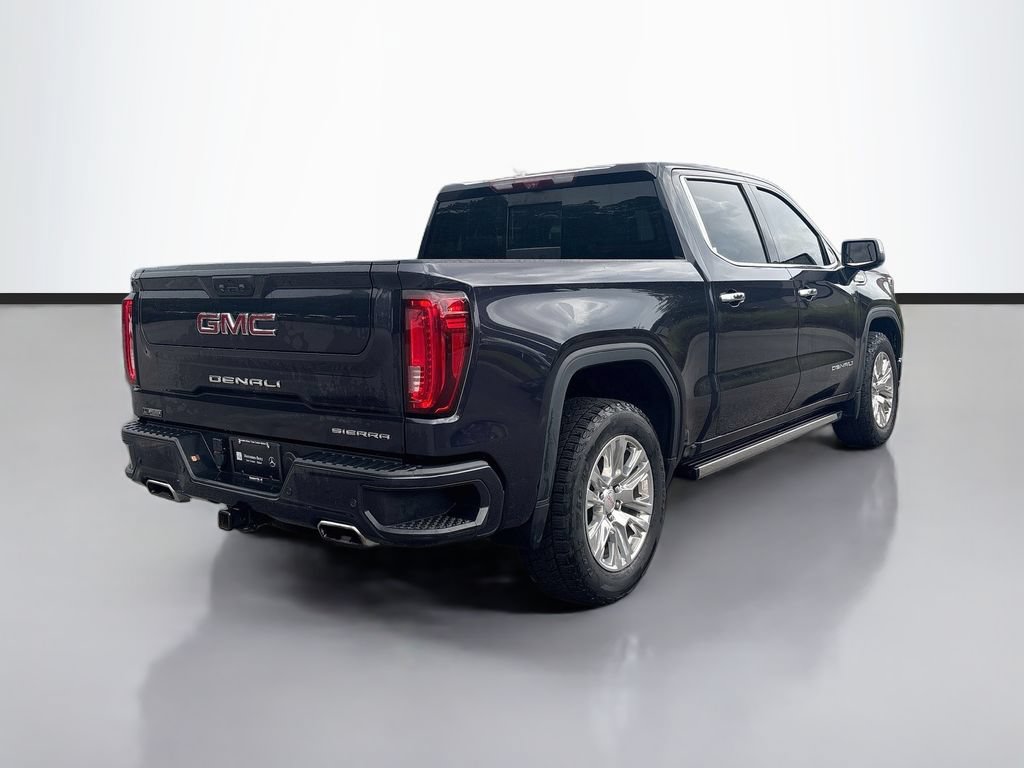 Used 2023 GMC Sierra 1500 Denali w/ Technology Package AWD/4WD image 4