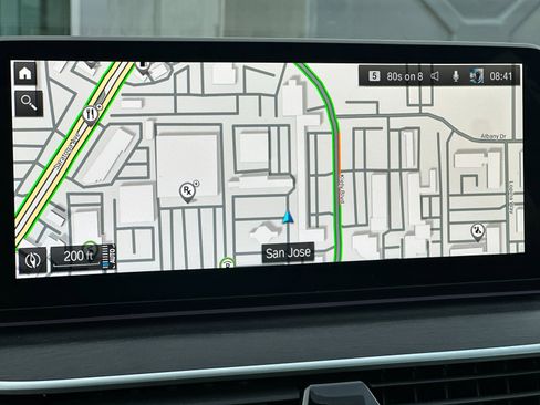 Used 2023 BMW 530e w/ Convenience Package image 18