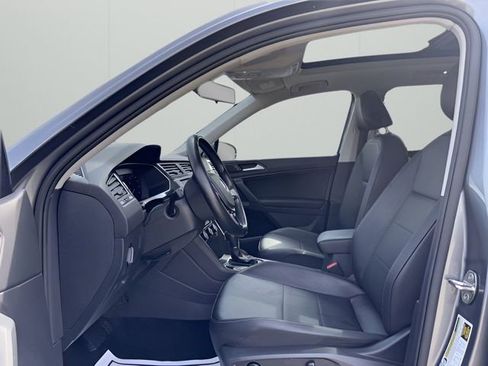 Used 2019 Volkswagen Tiguan SEL image 12