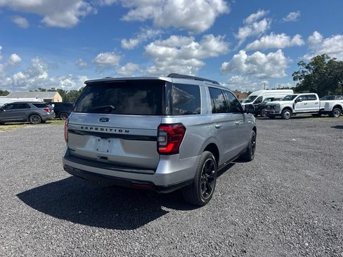 Used 2024 Ford Expedition Limited RWD image 7