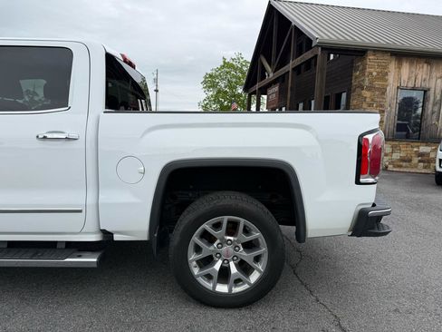 Used 2018 GMC Sierra 1500 SLT w/ SLT Premium Package AWD/4WD image 36