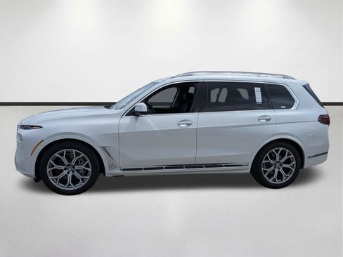 Used 2025 BMW X7 xDrive40i AWD/4WD image 7