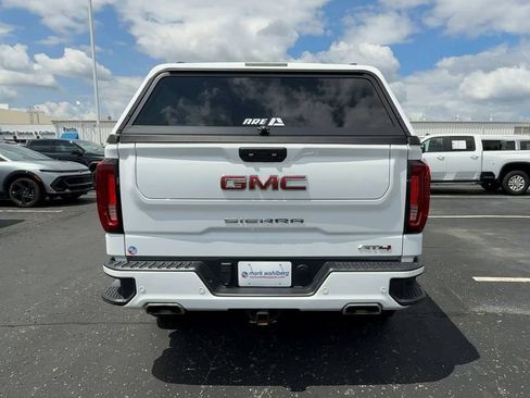 Used 2024 GMC Sierra 1500 AT4 w/ Technology Package AWD/4WD image 7