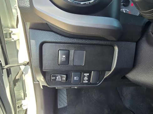 Used 2021 Toyota Tacoma TRD Sport w/ Technology Package AWD/4WD image 20