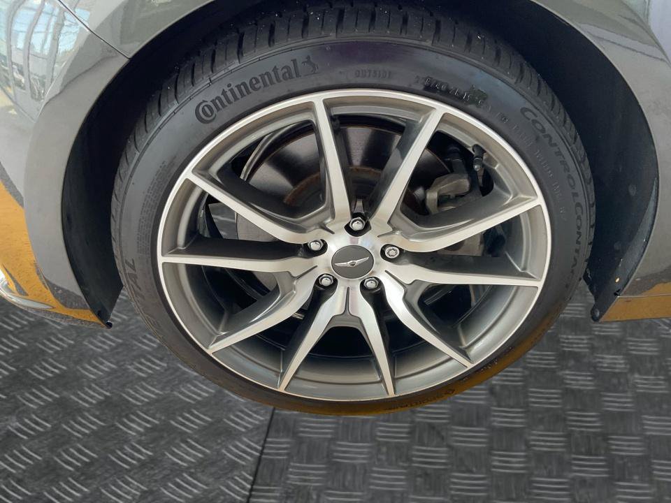 Used 2023 Genesis G70 3.3T AWD/4WD image 31