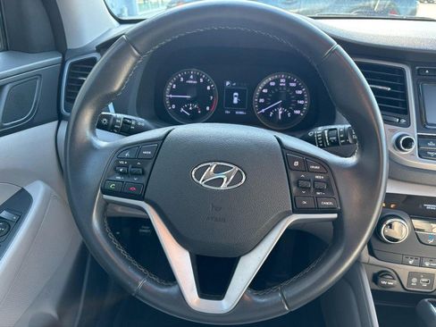 Used 2017 Hyundai Tucson Sport AWD/4WD image 14