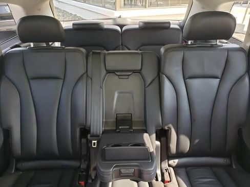 Used 2019 Audi Q7 2.0T Premium Plus w/ Premium Plus Package AWD/4WD image 14