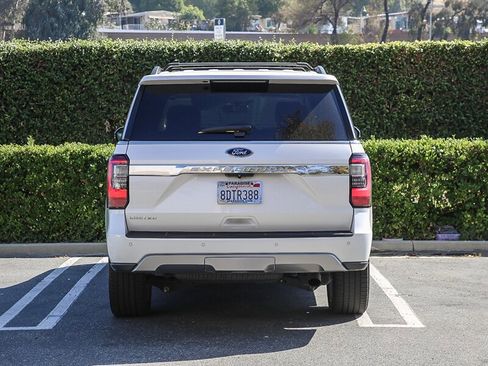 Used 2018 Ford Expedition Limited w/ Equipment Group 302A image 8