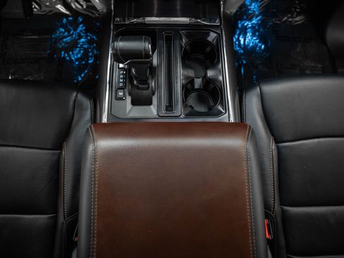 Certified 2023 Ford F150 Lariat w/ Equipment Group 502A High image 33