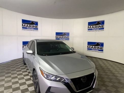 Used 2020 Nissan Sentra SV w/ Electronics Package FWD image 4