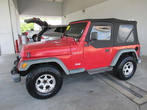 Used 1998 Jeep Wrangler SE AWD/4WD image 5