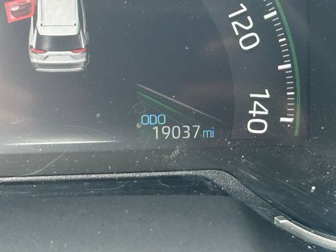 Used 2025 Toyota RAV4 LE AWD/4WD image 20