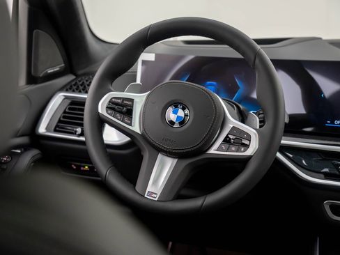 New 2026 BMW X5 xDrive40i w/ M Sport Package AWD/4WD image 11