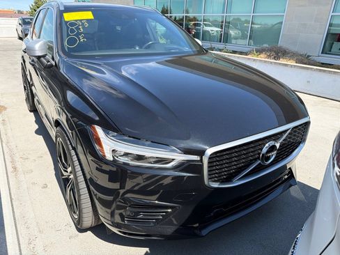 Used 2019 Volvo XC60 T8 R-Design w/ Advanced Package AWD/4WD image 2