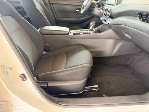 Used 2024 Nissan Sentra SV FWD image 36
